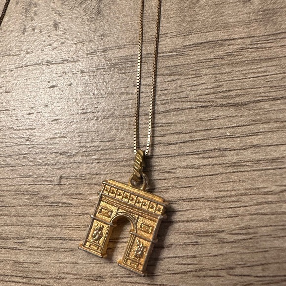 Walker & Hall 14k Gold ✨ Arc De Triomphe Necklace Charm 🇫🇷 - Picture 8 of 9